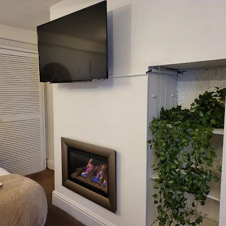 스카버러 Seaside Flat With Fast Wifi 아파트 외부 사진