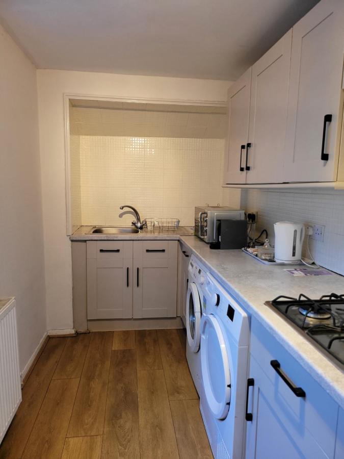 스카버러 Seaside Flat With Fast Wifi 아파트 외부 사진